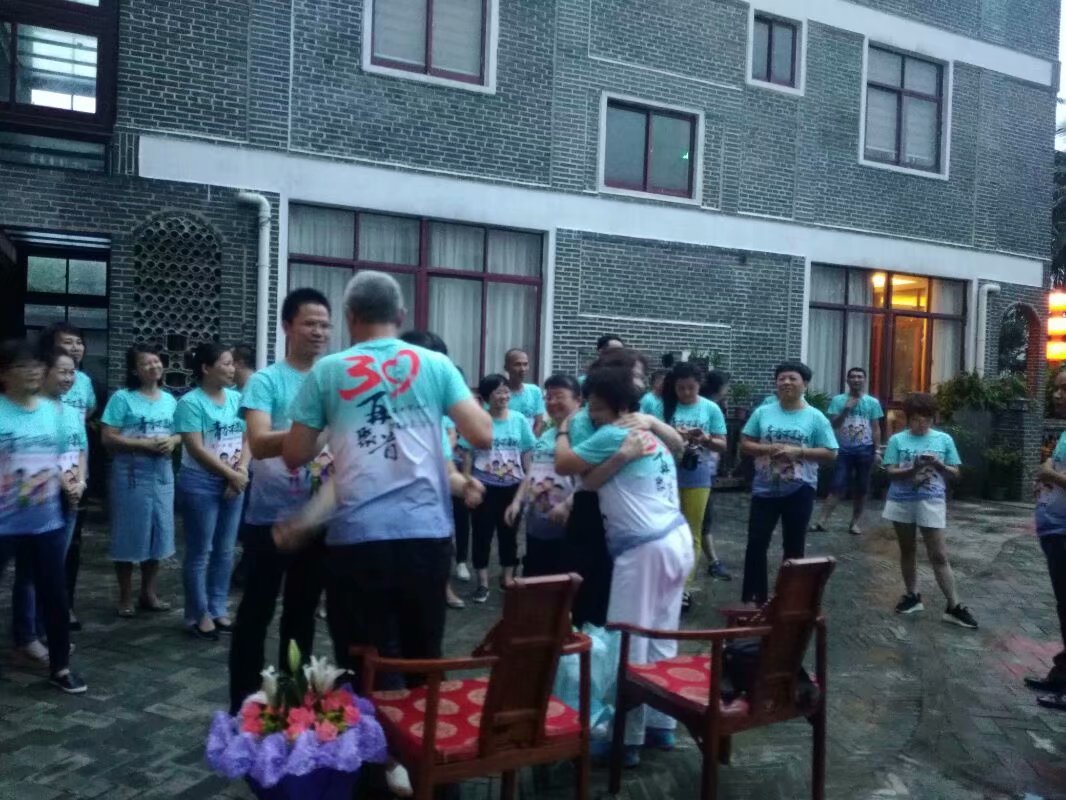 十中30年同学会5.jpg